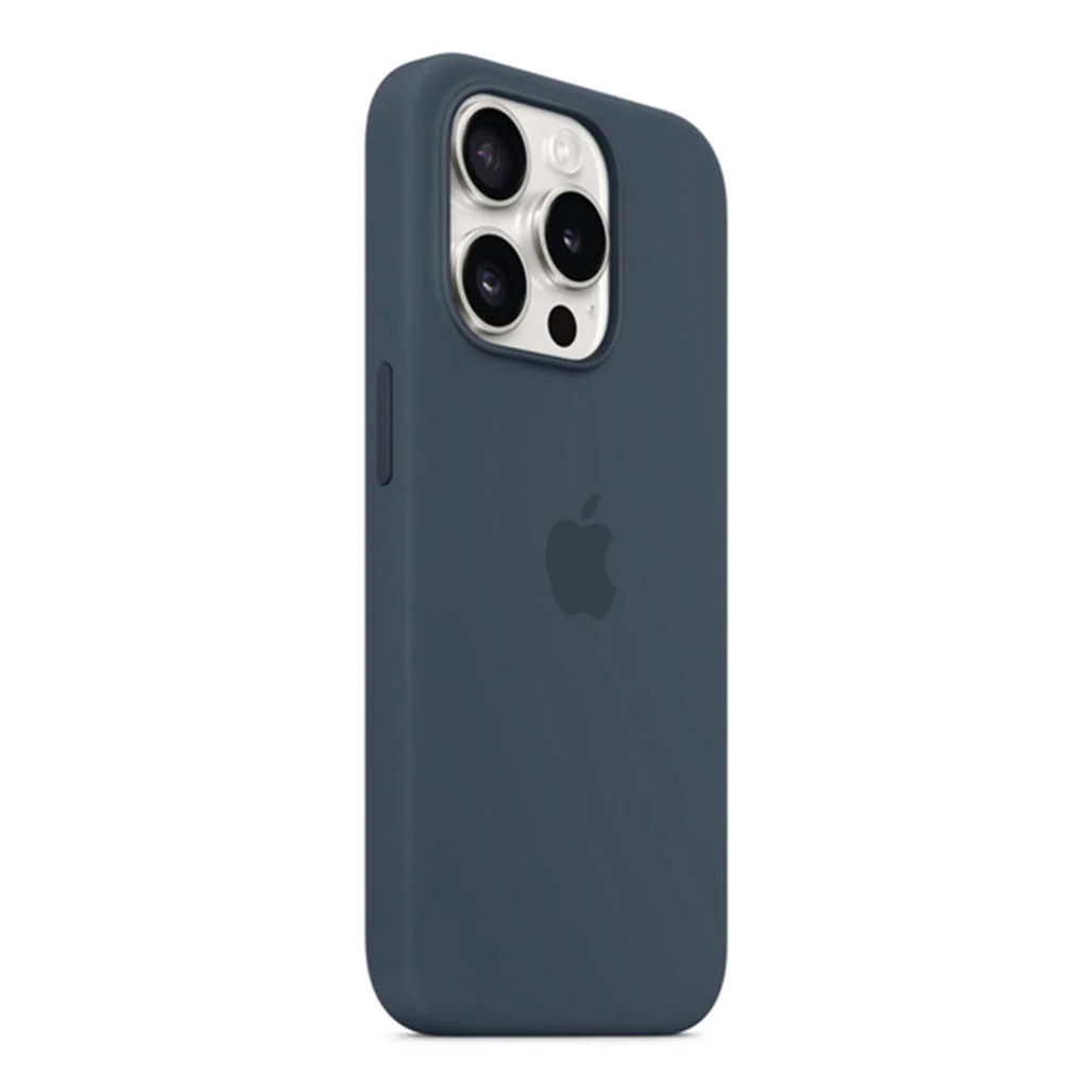 Apple iPhone 15 Pro Silicone Case with MagSafe - Black - Image 15