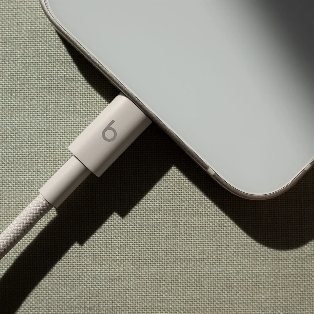 Beats USB-C to Lightning Woven Charging Cable 1.5m – Fast Charging, Tangle-Free, CarPlay Compatible - Image 11