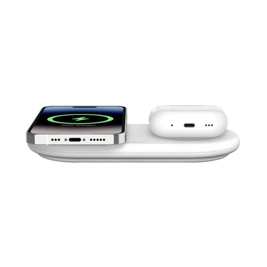 Belkin BoostCharge 3-in-1 Wireless Charging Pad - Image 7