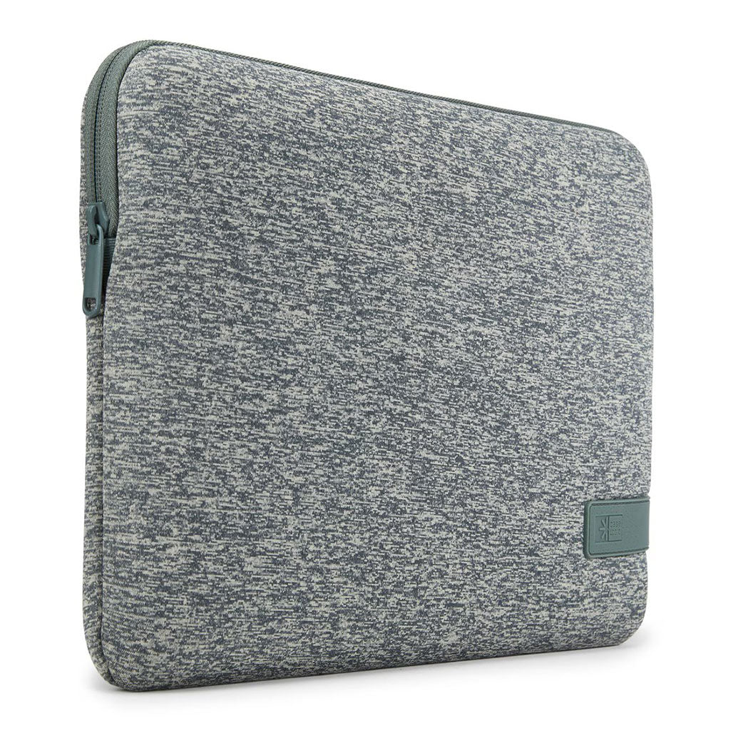 Case Logic REFMB-113 Reflect 13-inch MacBook Pro Sleeve - Balsam - Image 2