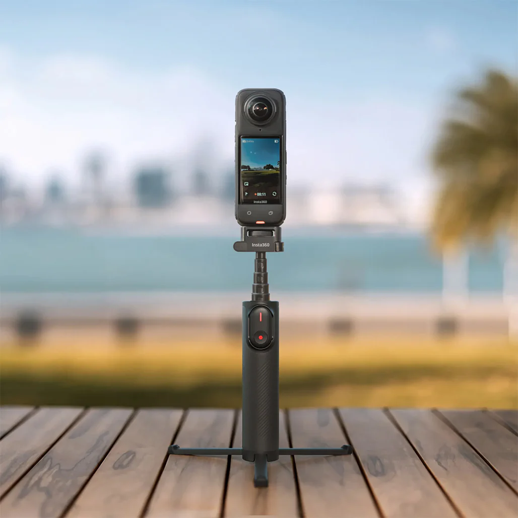 Insta360 Foldable 2-in-1 Selfie Stick Remote Kit (1/4" Mount) - Image 7