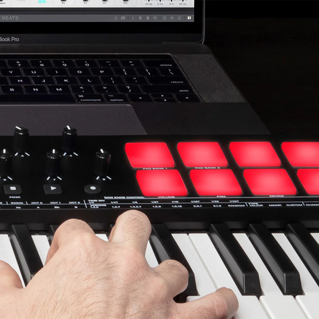 M-Audio Oxygen 25 MKV - MIDI Keyboard Controller - Image 7