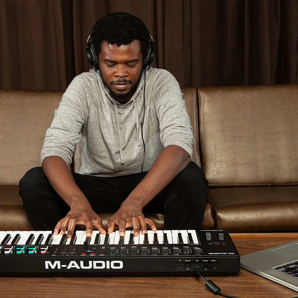 M-Audio Oxygen Pro 49 - 49-Key USB MIDI Controller - Image 6