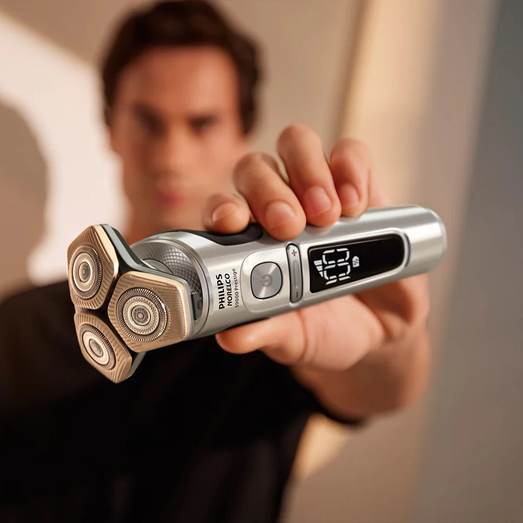 Philips Norelco S9000 Prestige Wet & Dry Electric Shaver with SenseIQ – Skin-Level Precision Shaving for Sensitive Skin - Image 5
