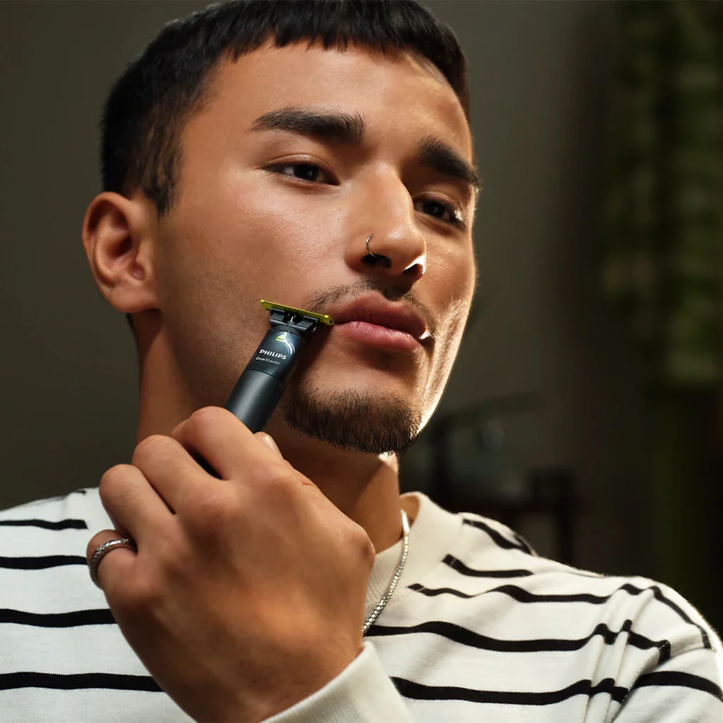 Philips OneBlade Face + Body QP1624/10 – Multi-Use Grooming Tool - Image 6