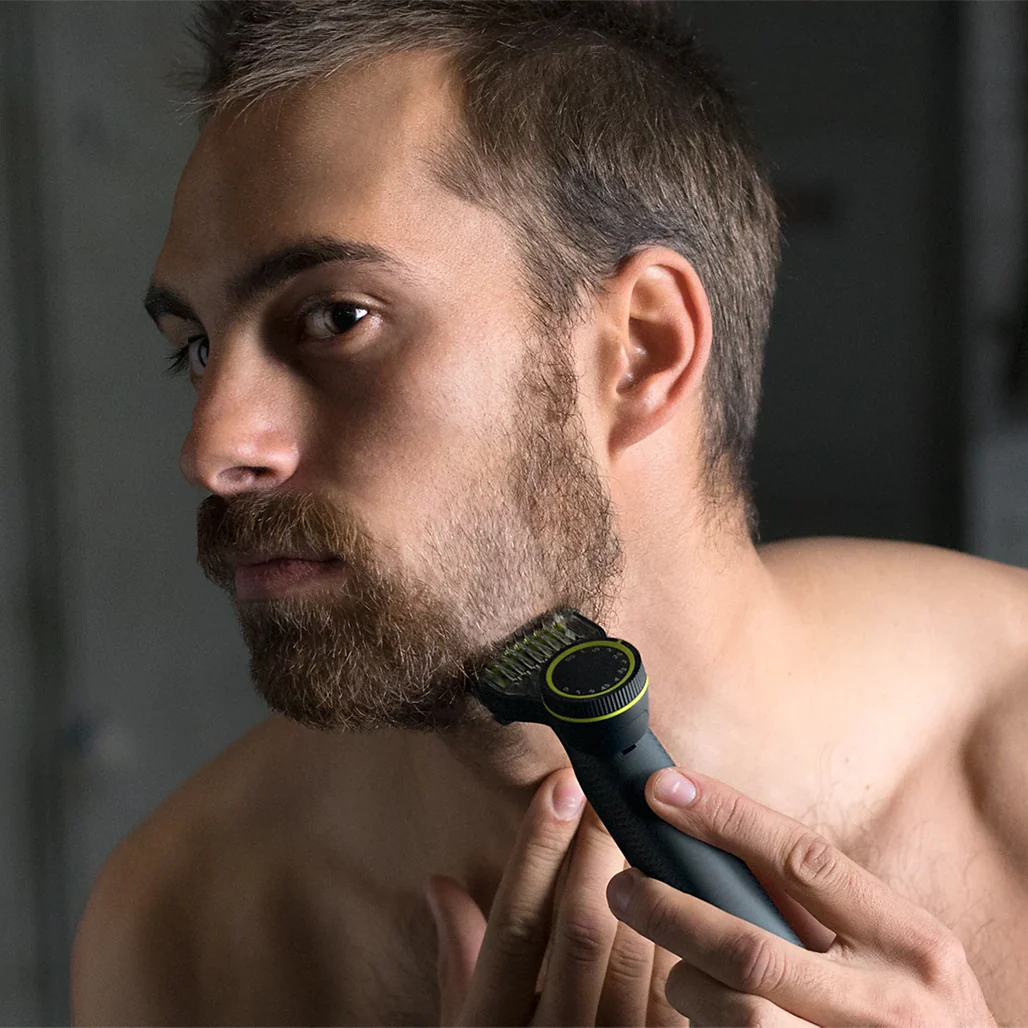 Philips OneBlade Pro QP6542/10 Face & Body Groomer - Image 4