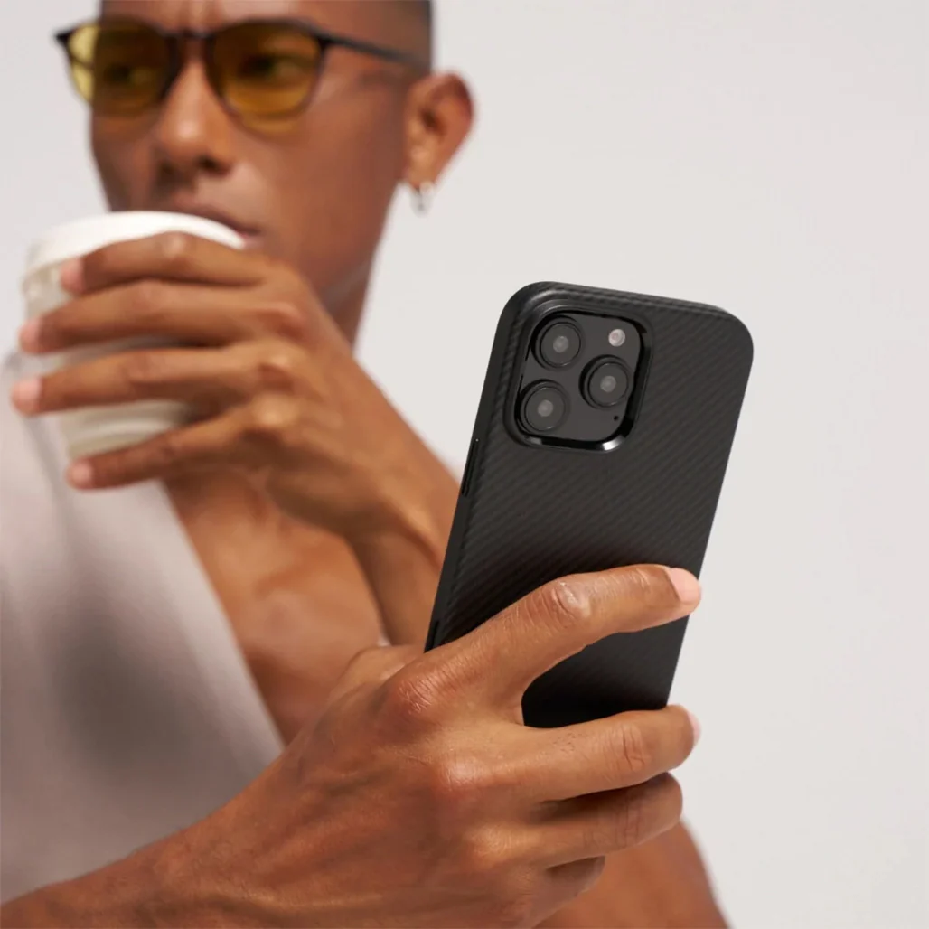 Pitaka Classic Military-Grade Protective Case for iPhone 16 Pro – Durable, Slim & Stylish Protection - Image 4