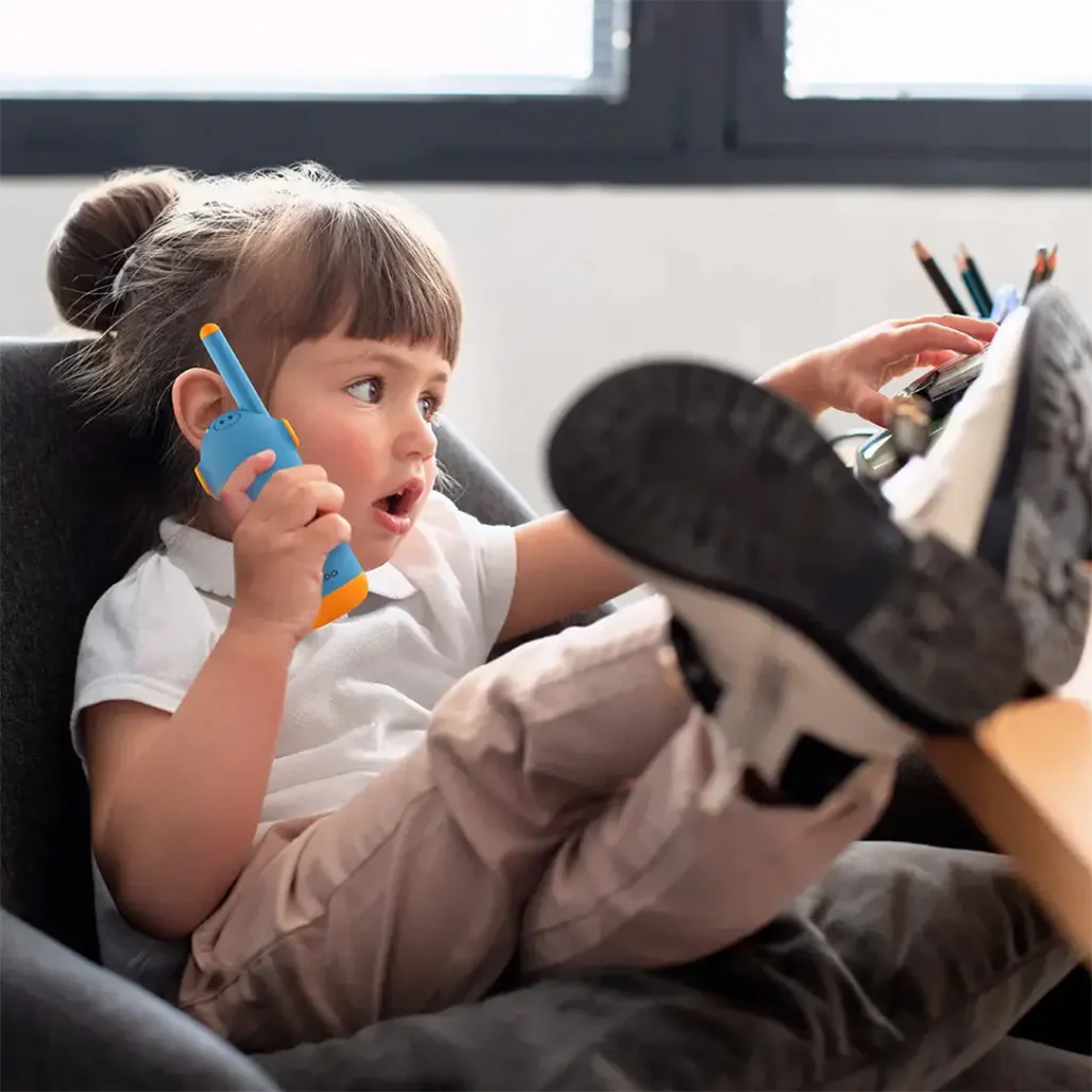 Porodo Kids Dual LCD Walkie Talkies with Flashlight & Keypad Child Lock - Image 4
