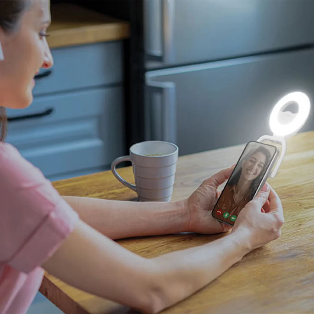 Porodo Snapbright Magnetic LED Fill Light with Adjustable Phone Mount - Image 6