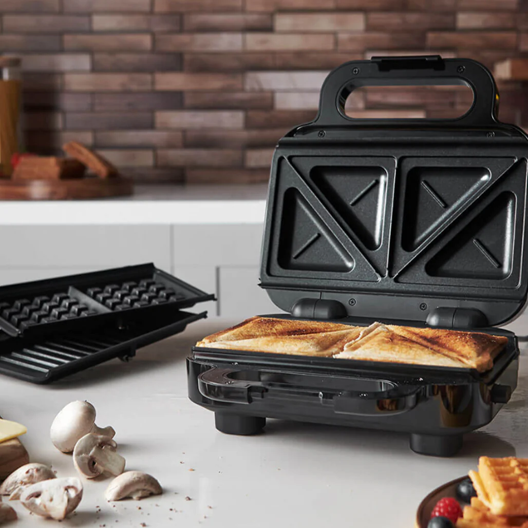 Russell Hobbs Creations 3-in-1 Sandwich Maker - Image 7