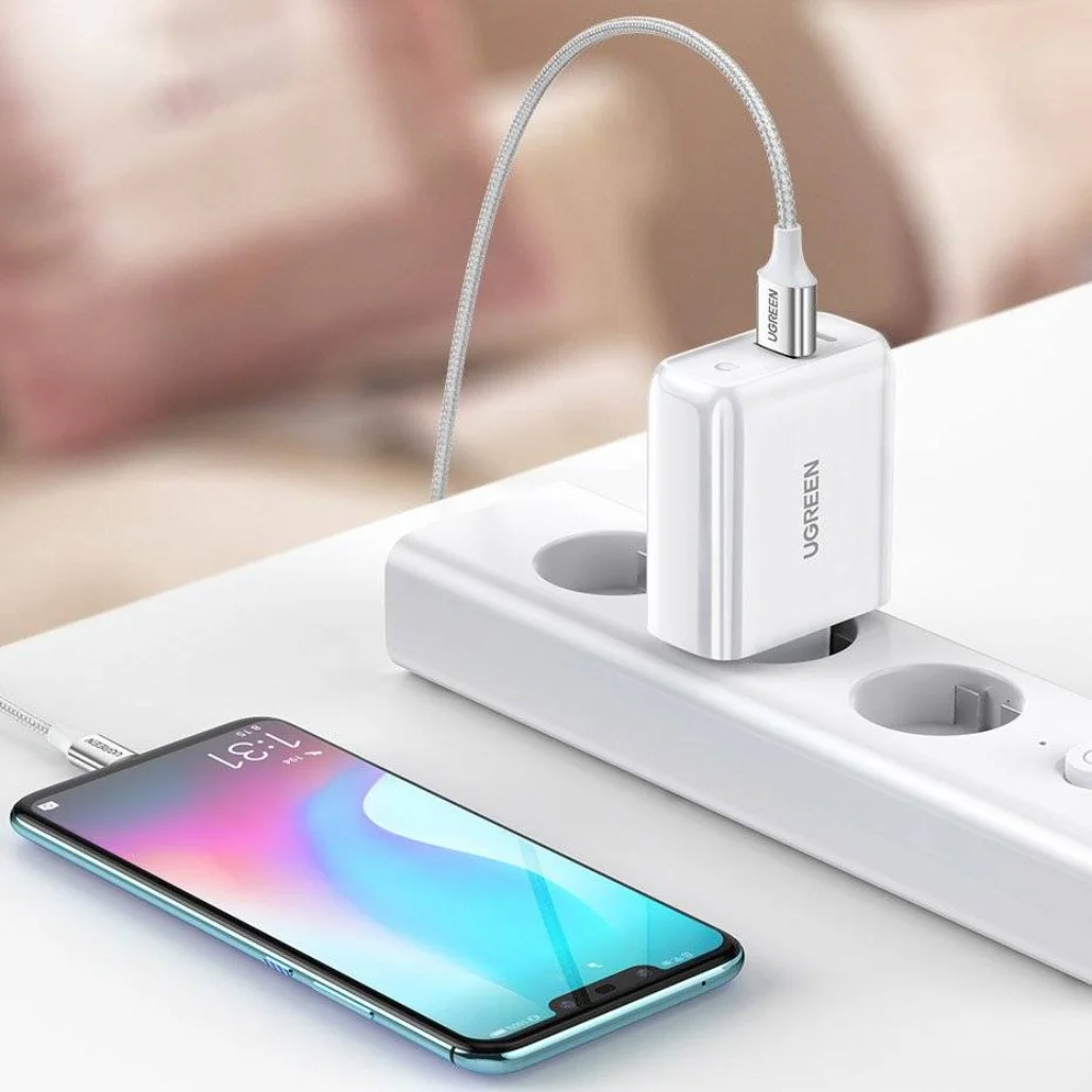 Ugreen 38W Dual-Port USB-C + USB-A Fast Charger – Smart Wall Charger (EU Plug) - Image 5
