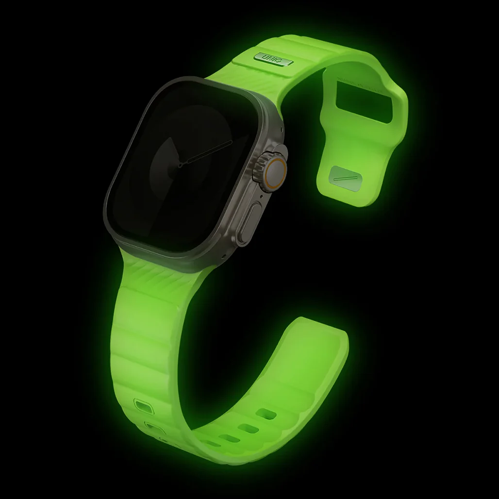 Uniq Stride Lume – High-Performance Glow-in-the-Dark FKM Sports Band for Apple Watch Ultra - Image 2