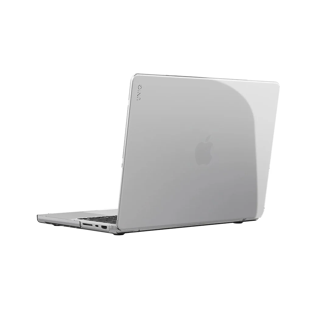 UNIQ VERO Ultra-Slim Clear Protective Case for MacBook Air 13" (M2, M3, M4) - Image 4